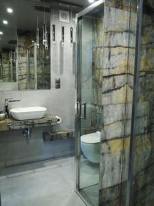 Łazienka w obiekcie Apartamenty Świętego Wita