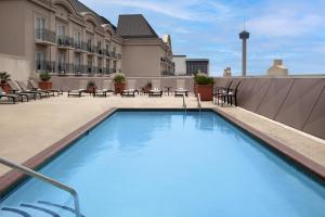 a swimming pool on the roof of a building at Homewood Suites by Hilton San Antonio Riverwalk/Downtown in San Antonio