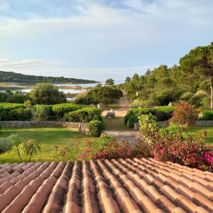 Gallery image of Casa al mare La Bouganville di Salina Bamba in Punta Molara