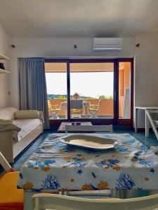 Gallery image of Casa al mare La Bouganville di Salina Bamba in Punta Molara