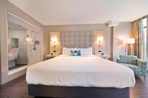 Katil atau katil-katil dalam bilik di Hotel BLU