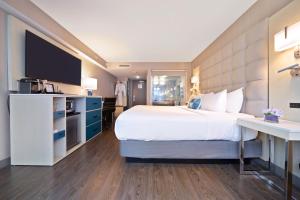 Dapur atau dapur kecil di Hotel BLU