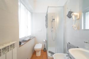 Koupelna v ubytování B&B Osteria dello sperone