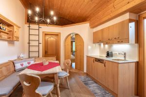 Dapur atau dapur kecil di Eden Appartements