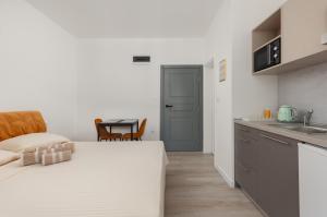 Köök või kööginurk majutusasutuses Apartments TIME