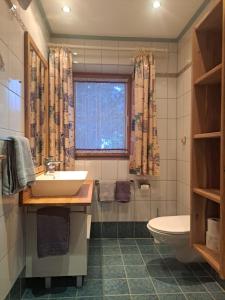 Koupelna v ubytování Ferienwohnung Leismüller + 27 fotografií