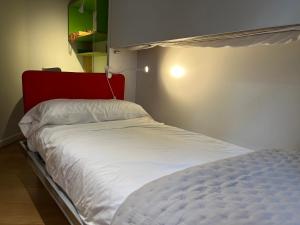 Posteľ alebo postele v izbe v ubytovaní KAI GANE Excepcional apartamento puerto viejo de Bermeo