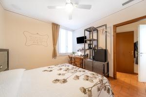 Postel nebo postele na pokoji v ubytování B&B Osteria dello sperone + 37 fotografií