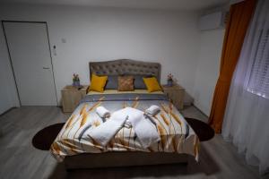 Katil atau katil-katil dalam bilik di Apartman Nikolić