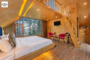 TV a/nebo společenská místnost v ubytování BlackPearl Cottage - Kufri