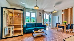 Posedenie v ubytovaní Apartament Winter Feel z prywatną SAUNĄ - 5D Apartments