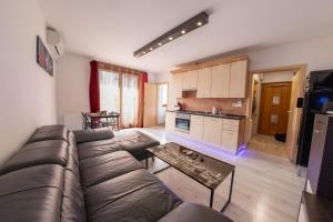 Kuchyňa alebo kuchynka v ubytovaní Apartment City Inn Pécs
