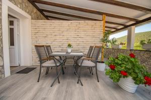 Balkón nebo terasa v ubytování Apartment Luka
