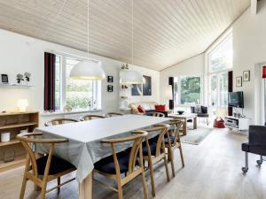 Χώρος καθιστικού στο 4 star holiday home in Hadsund-By Traum