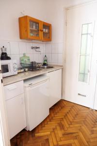 Studio with terrace in HEART OF THE CITY 1085 Budapest, 6 Mária utca kép - 2