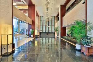 Ο χώρος του λόμπι ή της ρεσεψιόν στο Tonglu World Trade SSAW Boutique Hotel