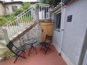 Balkón alebo terasa v ubytovaní studio du soleil rez de jardin avec parking gratuit
