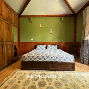 Postel nebo postele na pokoji v ubytování Aangan - 3 BHK Himalayan Luxury Villa by Mid Orchard + 18 fotografií
