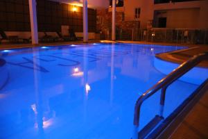 Bazén v ubytování Mucobega Hotel 2 nebo v jeho okolí