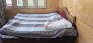 Letto o letti in una camera di Mir manzil