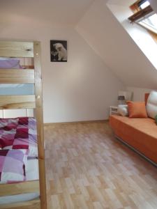 Кровать или кровати в номере Camping & Guest House Pliskovice