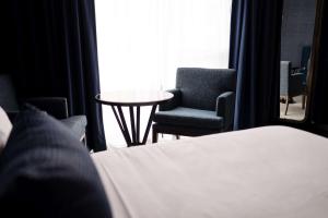 Posezení v ubytování Cambria Hotel Boston Somerville