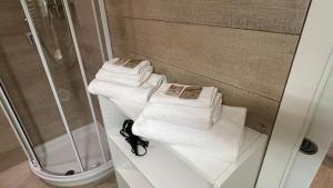 A bathroom at Ca Giardini Apartments in Biennale by Bricola Apartments Még 37 kép