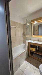 Ένα μπάνιο στο Studio Marseille Prado Plages +12 φωτογραφίες