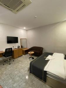 TV a/nebo společenská místnost v ubytování Hotel 5092