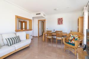 Χώρος καθιστικού στο Penthouse in the Sun