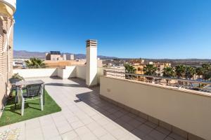 Μπαλκόνι ή βεράντα στο Penthouse in the Sun