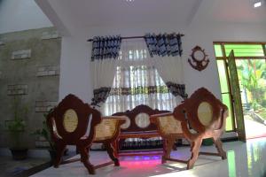 Gallery image of Golden Holiday Home Peradeniya in Arambegama