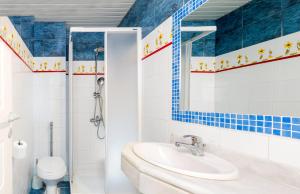 Koupelna v ubytování Ekaterini Hotel