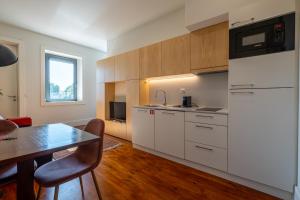 Dapur atau dapur kecil di HM - Oporto Studio Pool Oasis