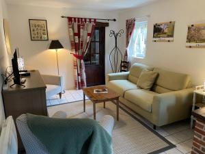 Posedenie v ubytovaní Le Douet Fleury - Chambre d'Hôtes et Gîtes