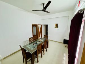 Fotografie z fotogalerie ubytování Spacious 2BHK Near Airport v destinaci Kóčin + 16 fotografií