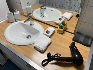 Kúpeľňa v ubytovaní Le Douet Fleury - Chambre d'Hôtes et Gîtes