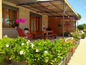Vonkajšia záhrada v ubytovaní Casa Donna Razietta - Natura e relax