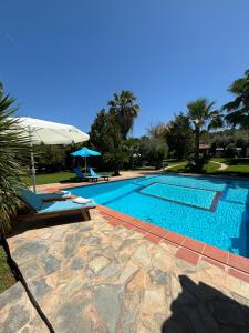 Φωτογραφία από το άλμπουμ του Country House with Pool and Big Garden στον Ωρωπό +11 φωτογραφίες