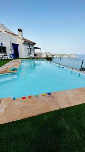 Basen w obiekcie Villa Los Altos, La Herradura, Almuñecar lub w pobliżu