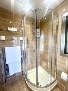 Un baño de 'Hamish' in ApartNest Auchterarder