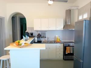 Gallery image of Ione Seaside Residence in Santa Maria +30 photos