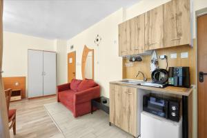 Gallery image of Private Studio in Hotel Paradise Pomorie by Flat Mаnаger in Pomorie