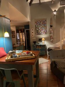Ruang duduk di Bubble House - Villa vue mer - Le Robert