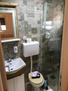 Koupelna v ubytování Apartments PKT DeLux