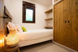Dunas Luxury Beach Resort Tarifa客房内的一张或多张床位