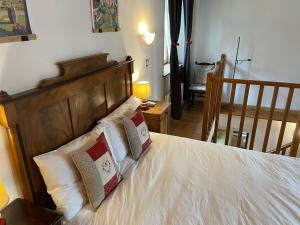 Posteľ alebo postele v izbe v ubytovaní Le Douet Fleury - Chambre d'Hôtes et Gîtes