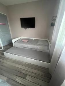 Chambres d'Hôtes chez Estelle客房内的一张或多张床位