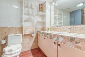 Kúpeľňa v ubytovaní Mirablau F 1 1 Empuriabrava Gran Reserva - Immo Barneda