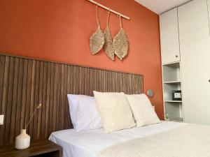 Postel nebo postele na pokoji v ubytování Αura Luxury Apartments